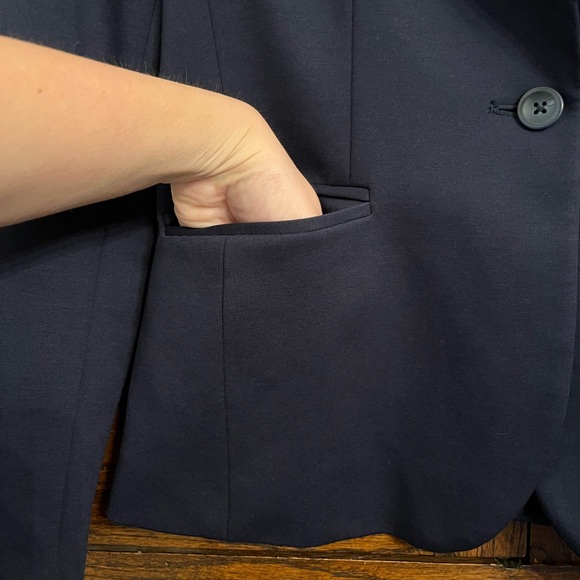 GAP Navy & Pinstriped Lining One Button Academy Blazer, 6 - Picture 4 of 11